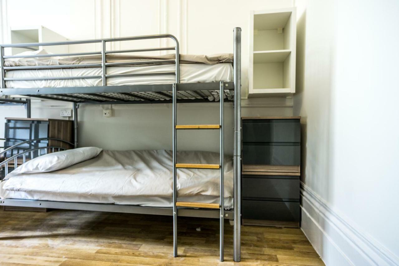 Sandeman-allen Hostal *